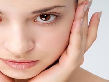 ( PRP ) یا پلاکت درمانی برای جوانسازی پوست بی تاثیر است