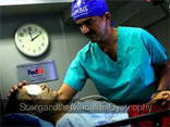 انجام عمل جراحی پیشرفته مغز و اعصاب در بیمارستان شهدای خلیج فارس