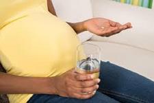 استفاده از مسکن ها در زمان بارداری ممکن است روی باروری بچه در آینده تاثیرگذار باشد