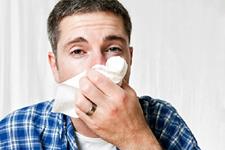 سرماخوردگی معمولی با آنفلوآنزا مقابله می کند