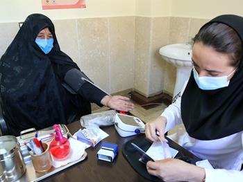 عوامل خطر بیماری‌های غیر واگیر در ایران و بررسی وضعیت موجود و برنامه‌های در دست اقدام  